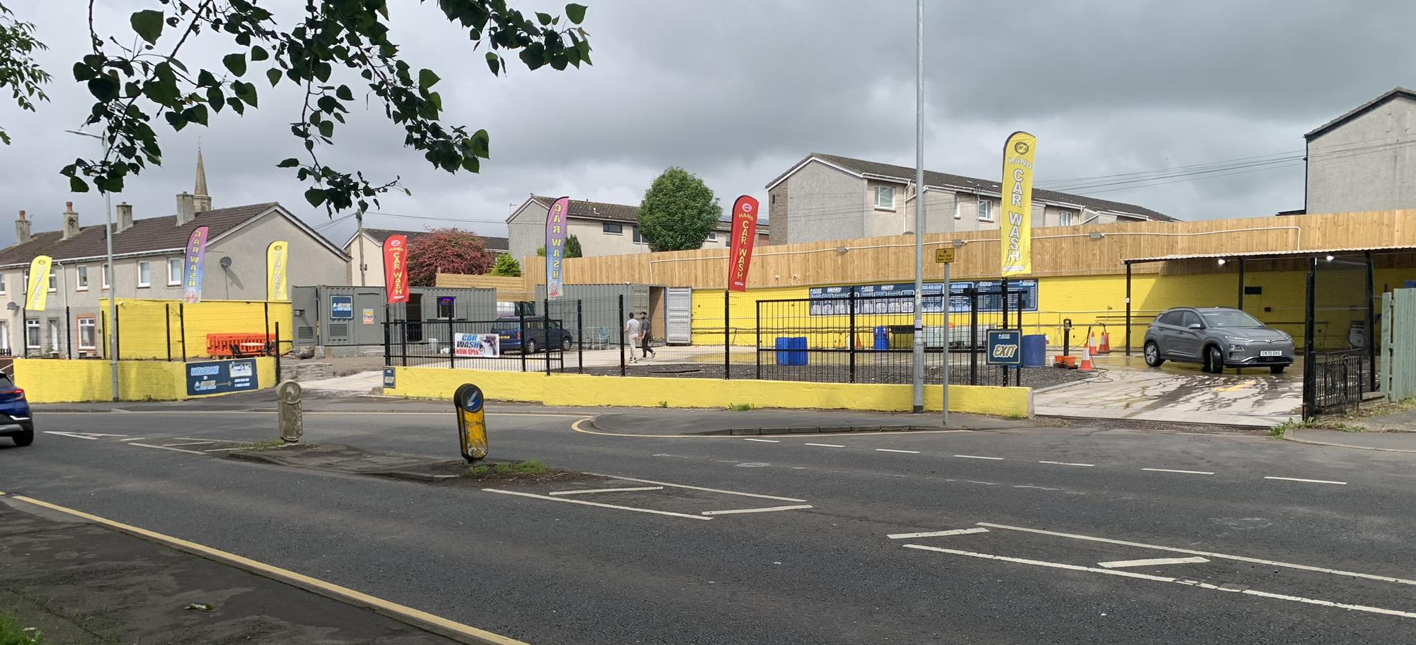 Golden valet centre