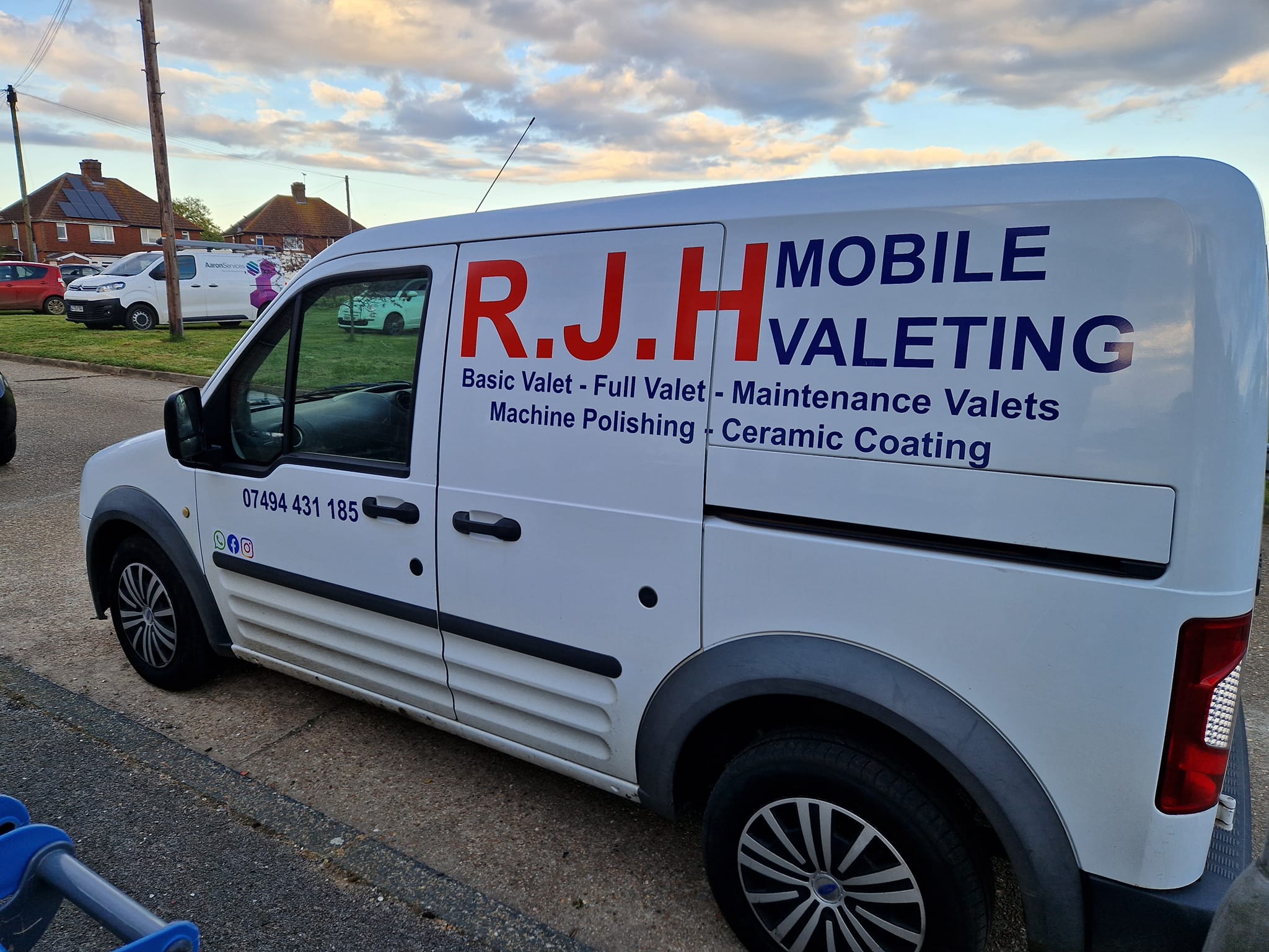 R.J.H MOBILE VALETING
